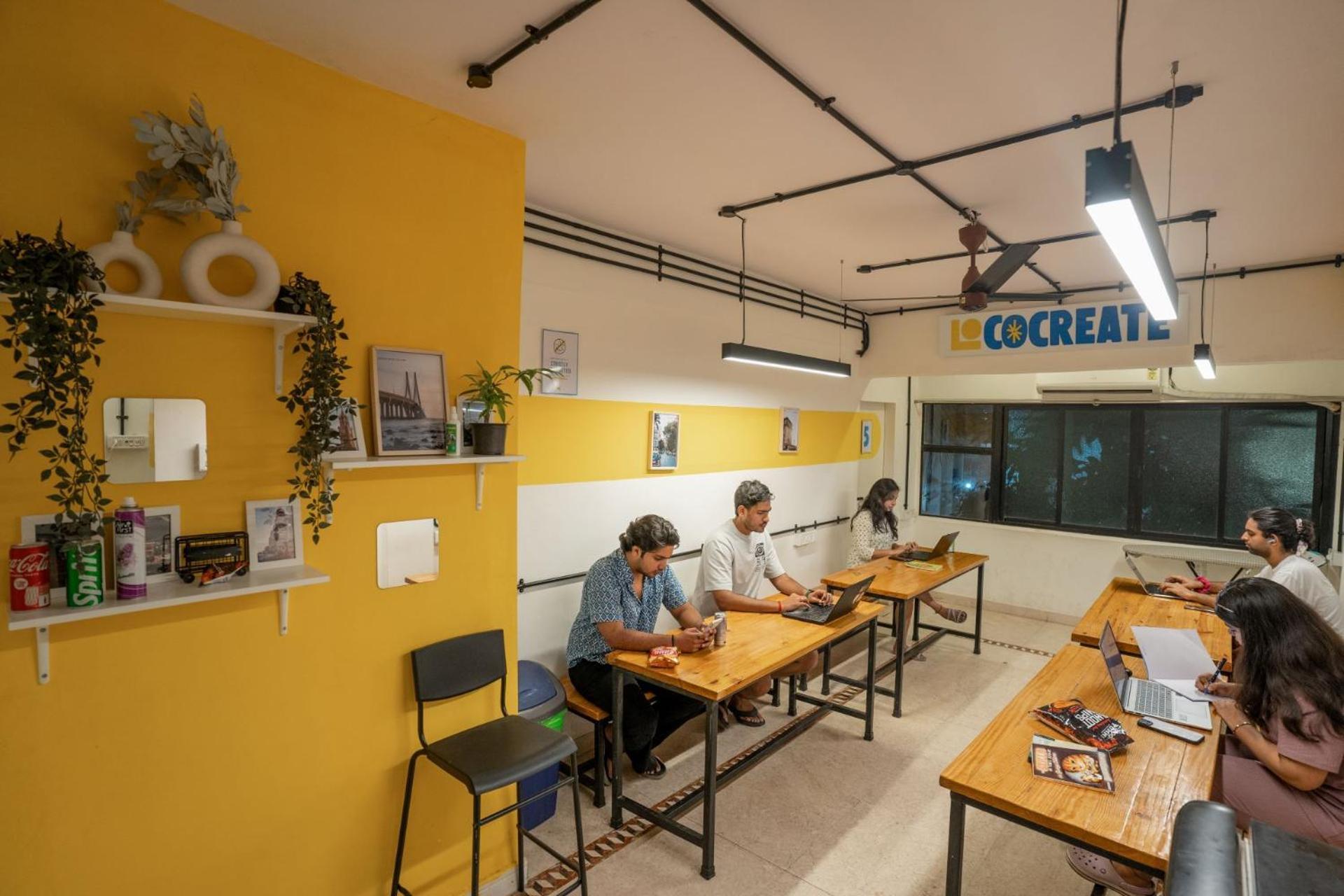 Locomo Express - Stay Work Eat Mumbai Eksteriør bilde